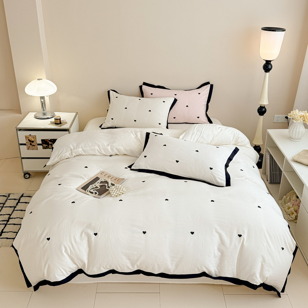 91家纺网 家纺一手货源 找家纺 米可 2025新款云朵棉刺绣花边款四件套 爱心-白