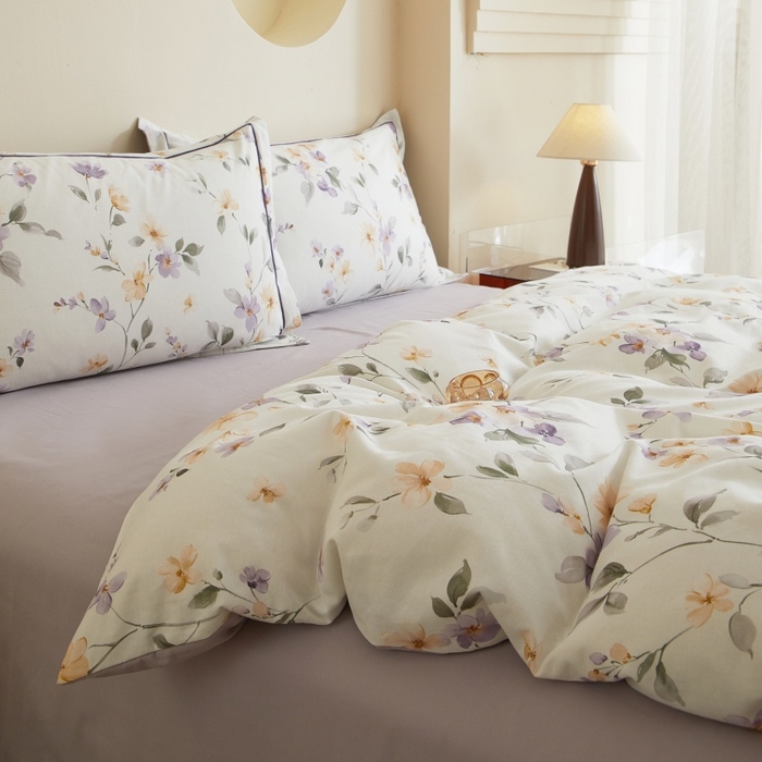 91家纺网 家纺一手货源 找家纺 沐白家居 2025新款全棉生态磨毛四件套花茉里-米白