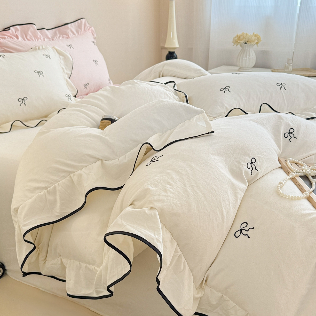 91家纺网 家纺一手货源 找家纺 米可 2025新款云朵棉刺绣花边款四件套 心动-白