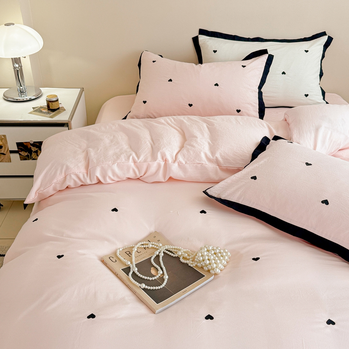 91家纺网 家纺一手货源 找家纺 米可 2025新款云朵棉刺绣花边款四件套 爱心-粉