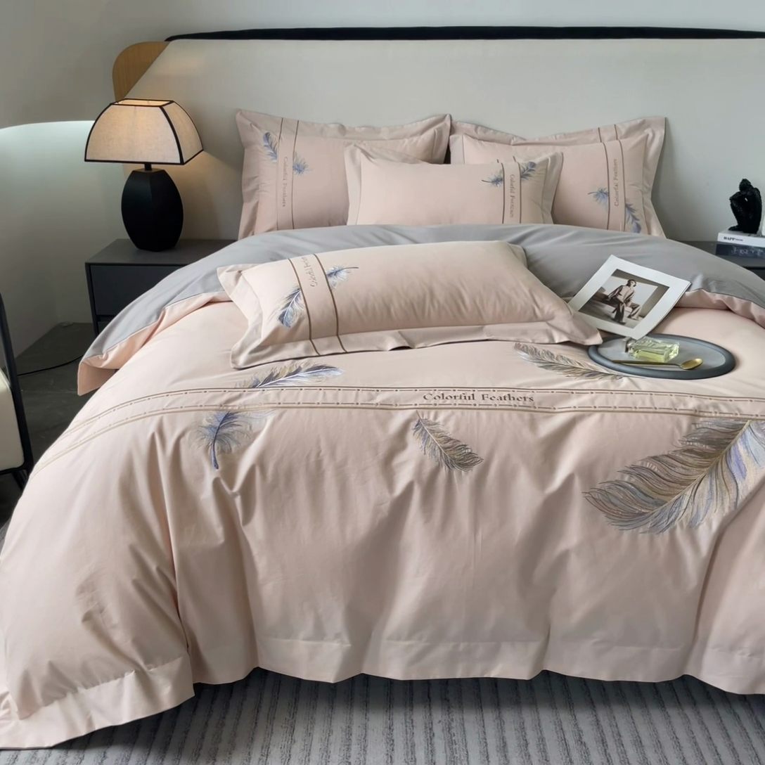 91家纺网 家纺一手货源 找家纺 桃园 2025新款纯棉全棉长绒棉磨毛四件套不掉毛-羽翼 （高端礼盒） 羽翼-豆沙粉