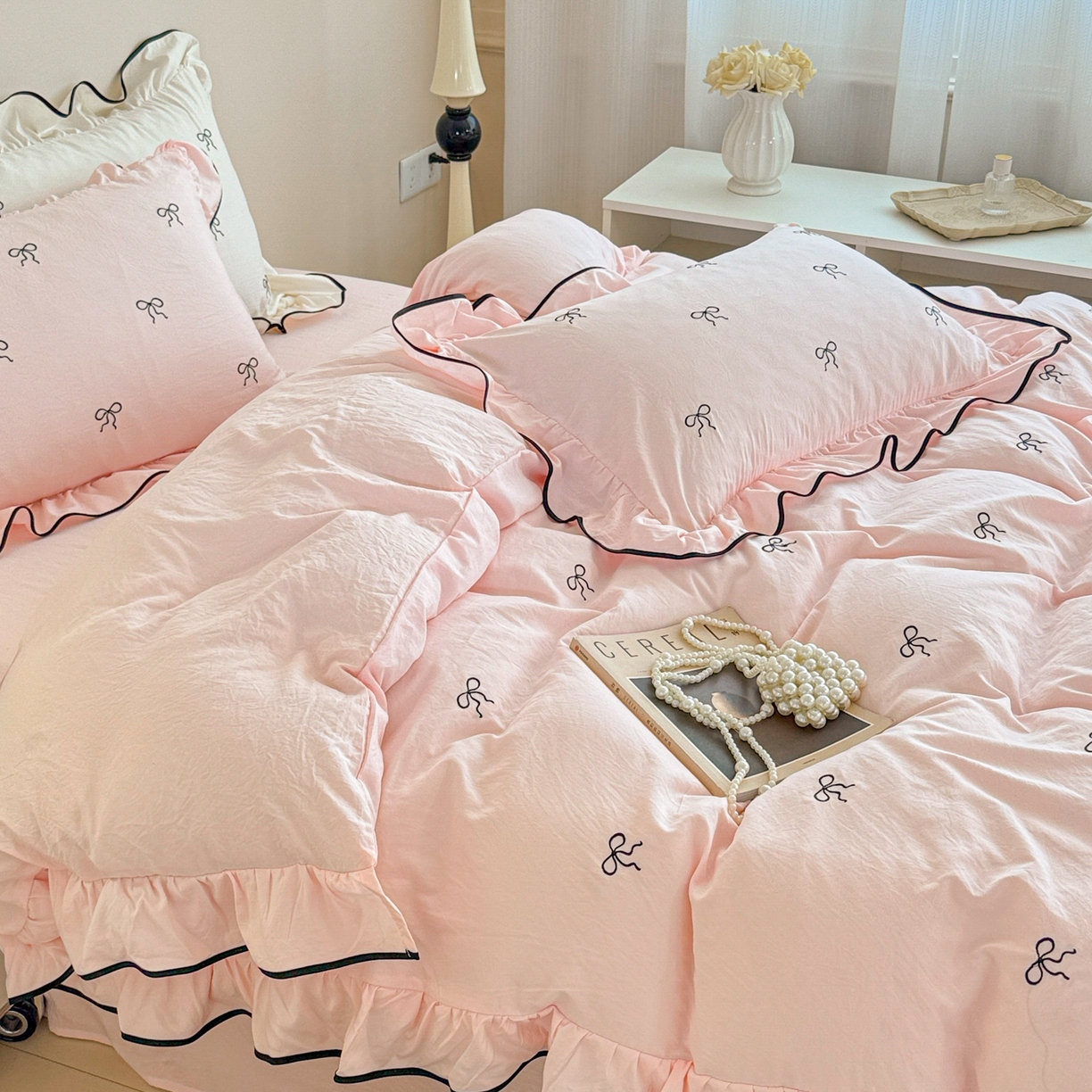 91家纺网 家纺一手货源 找家纺 米可 2025新款云朵棉刺绣花边款四件套 心动-粉