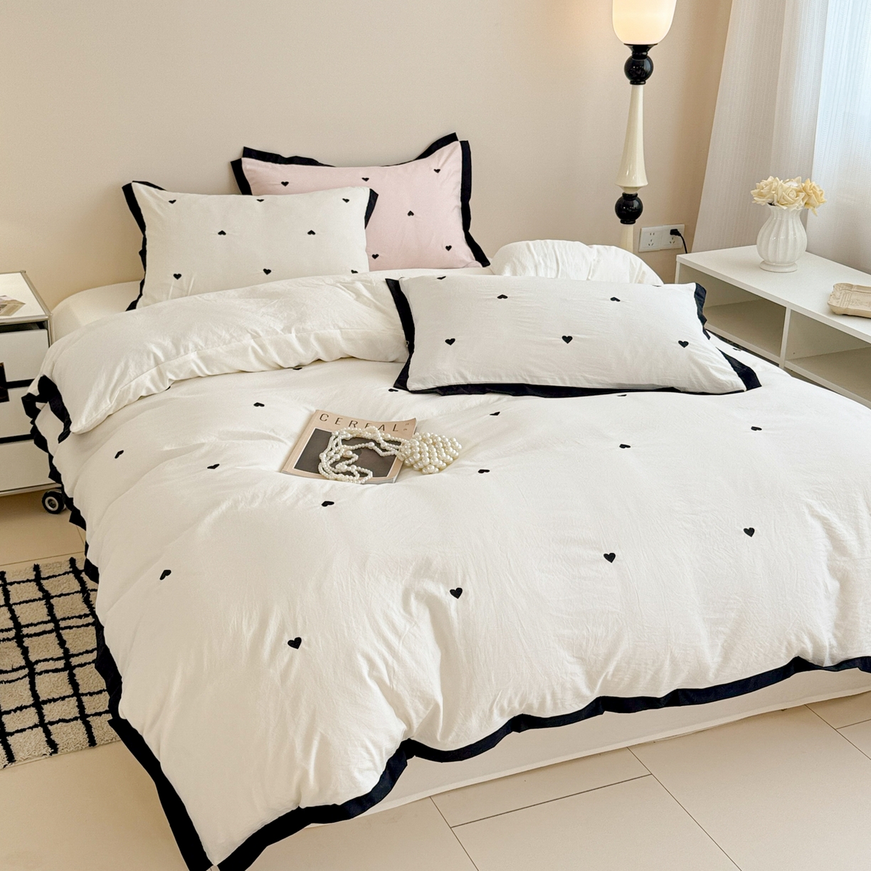 91家纺网 家纺一手货源 找家纺 米可 2025新款云朵棉刺绣花边款四件套 爱心-白