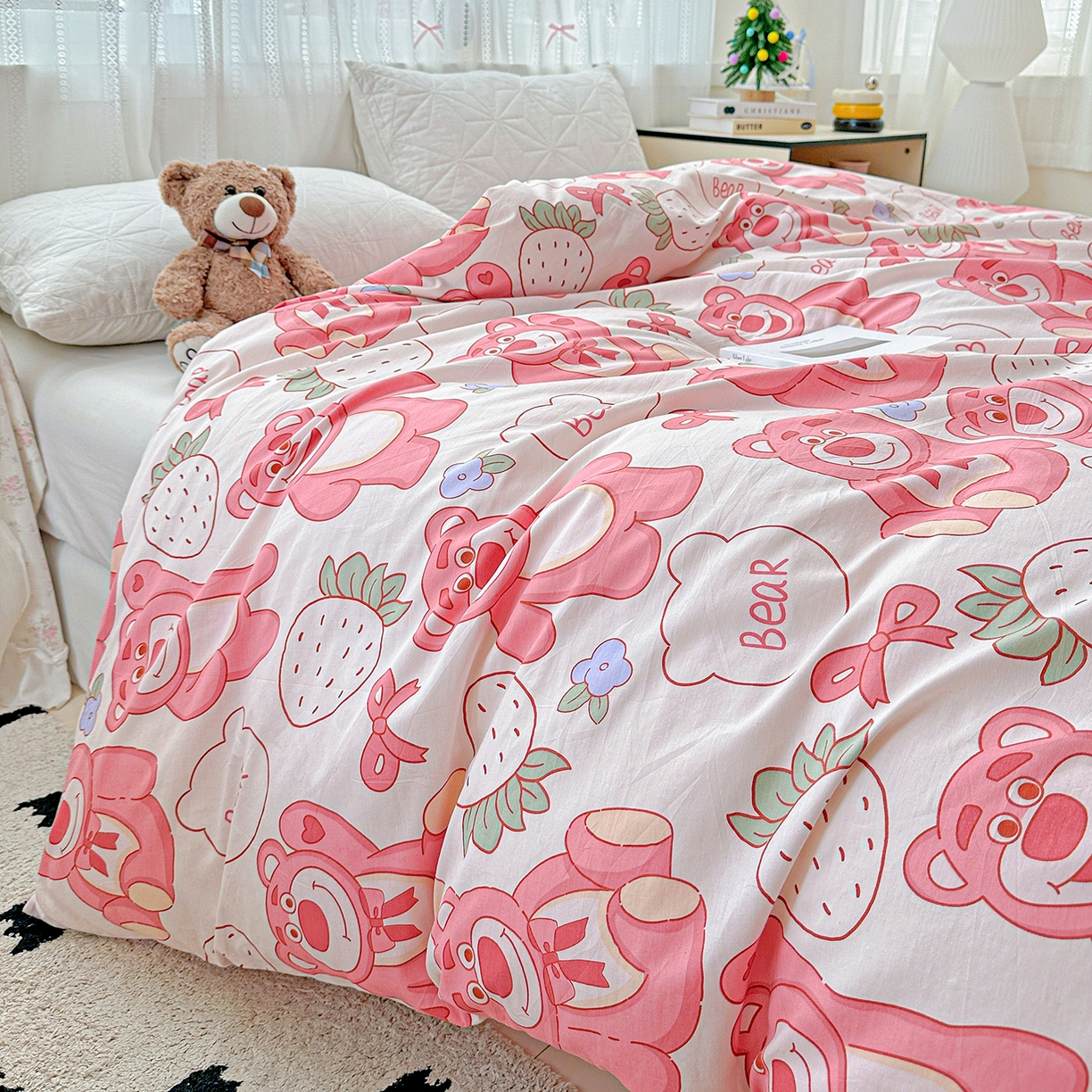 91家纺网 家纺一手货源 找家纺 恩泽家纺 2025新款全棉纯棉12868喷气印花系列被套单品被套单件单被套-第二批 草莓熊