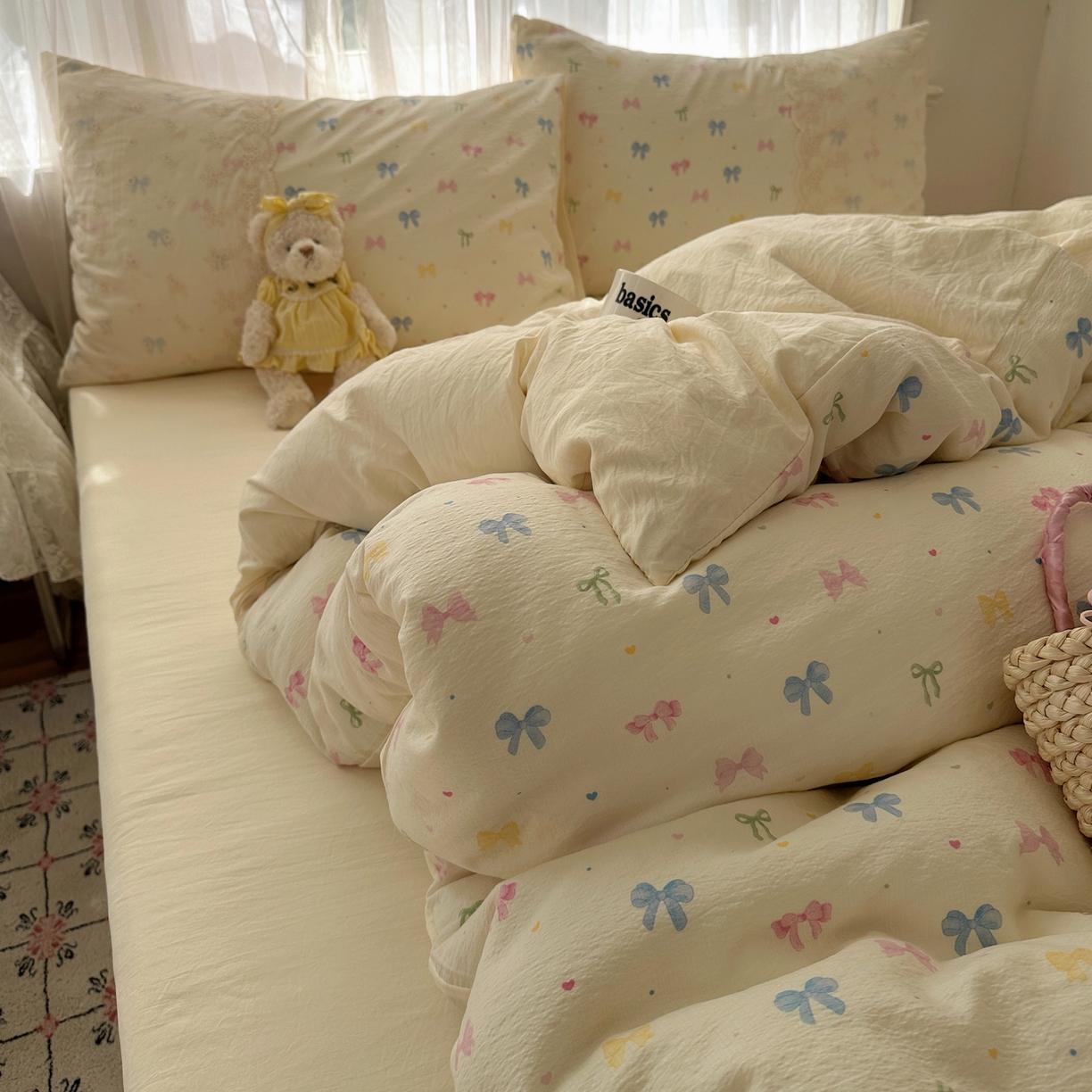 91家纺网 家纺一手货源 找家纺 顾里家纺 2025新款蕾丝花边卡哇伊云感皱皱纱四件套套件 彩蝴蝶结