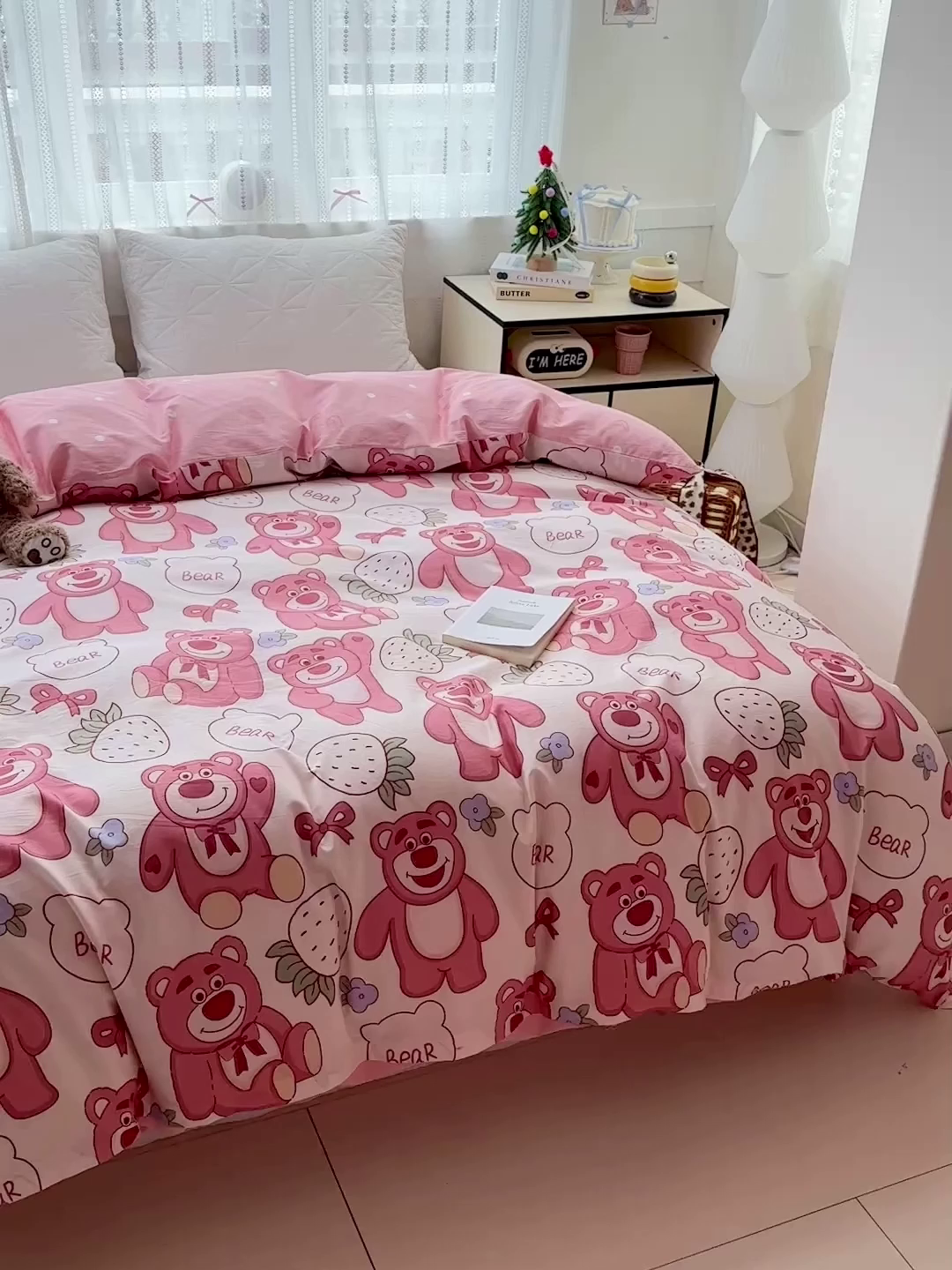 91家纺网 家纺一手货源 找家纺 恩泽家纺 2025新款全棉纯棉12868喷气印花系列被套单品被套单件单被套-第二批 草莓熊