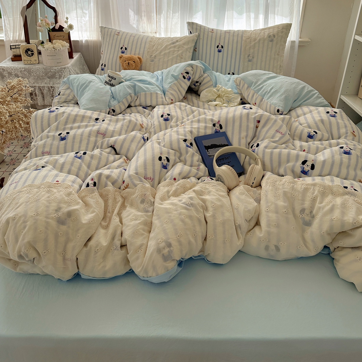 91家纺网 家纺一手货源 找家纺 顾里家纺 2025新款蕾丝花边卡哇伊云感皱皱纱四件套套件 蛋糕狗