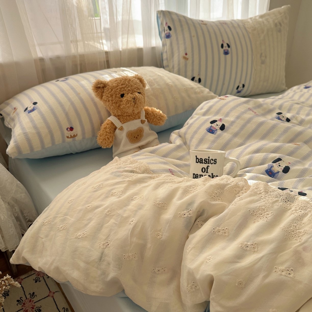 91家纺网 家纺一手货源 找家纺 顾里家纺 2025新款蕾丝花边卡哇伊云感皱皱纱四件套套件 蛋糕狗