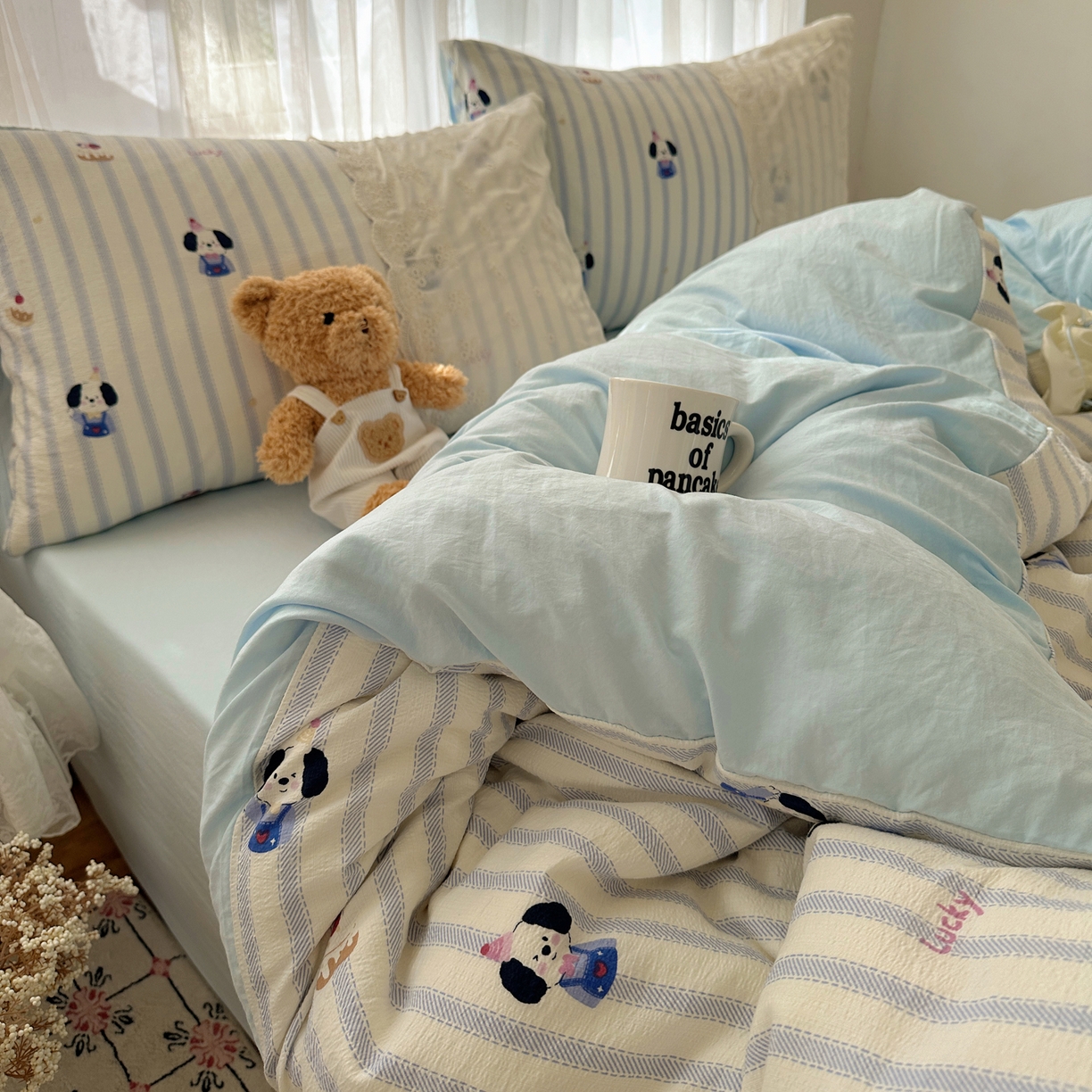 91家纺网 家纺一手货源 找家纺 顾里家纺 2025新款蕾丝花边卡哇伊云感皱皱纱四件套套件 蛋糕狗