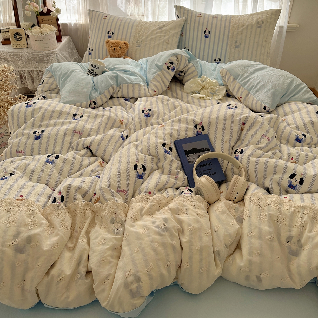 91家纺网 家纺一手货源 找家纺 顾里家纺 2025新款蕾丝花边卡哇伊云感皱皱纱四件套套件 蛋糕狗