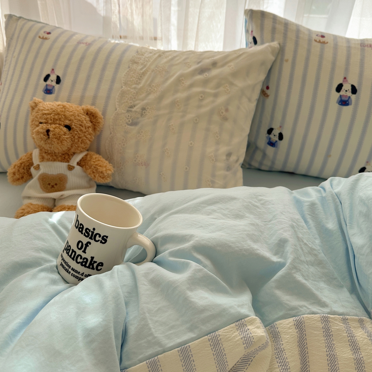 91家纺网 家纺一手货源 找家纺 顾里家纺 2025新款蕾丝花边卡哇伊云感皱皱纱四件套套件 蛋糕狗