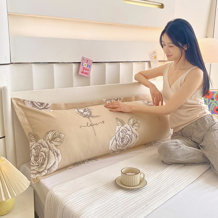 91家纺网 家纺一手货源 找家纺 芯宜佳 2025新款小清新斜纹印花双人枕套 玫瑰故事