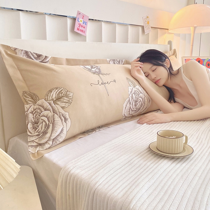 91家纺网 家纺一手货源 找家纺 芯宜佳 2025新款小清新斜纹印花双人枕套 玫瑰故事