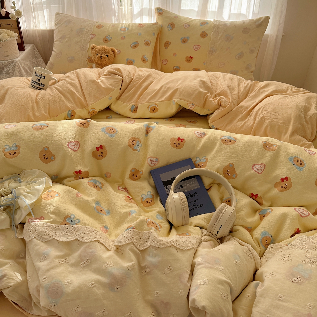 91家纺网 家纺一手货源 找家纺 顾里家纺 2025新款蕾丝花边卡哇伊云感皱皱纱四件套套件 奶萌黄熊