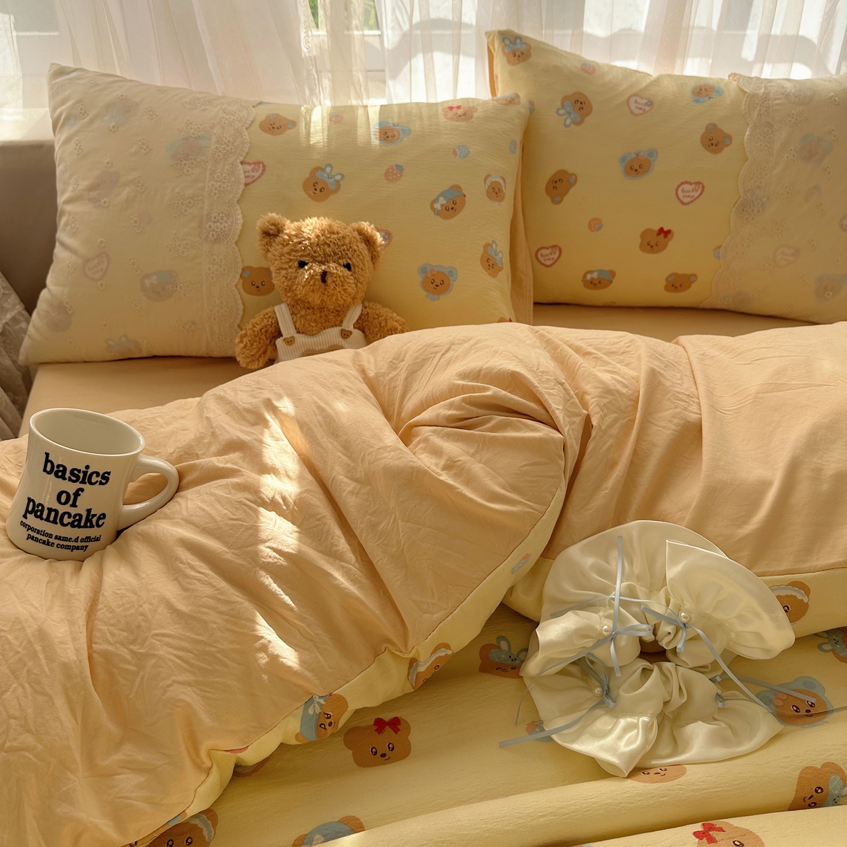 91家纺网 家纺一手货源 找家纺 顾里家纺 2025新款蕾丝花边卡哇伊云感皱皱纱四件套套件 奶萌黄熊