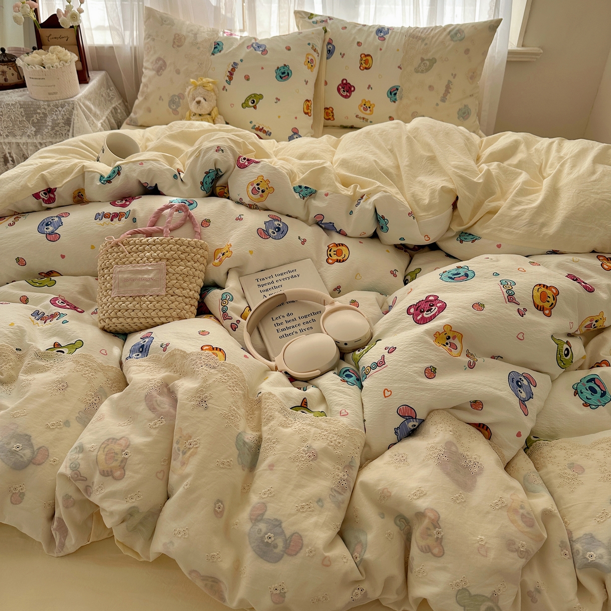 91家纺网 家纺一手货源 找家纺 顾里家纺 2025新款蕾丝花边卡哇伊云感皱皱纱四件套套件 童年时光