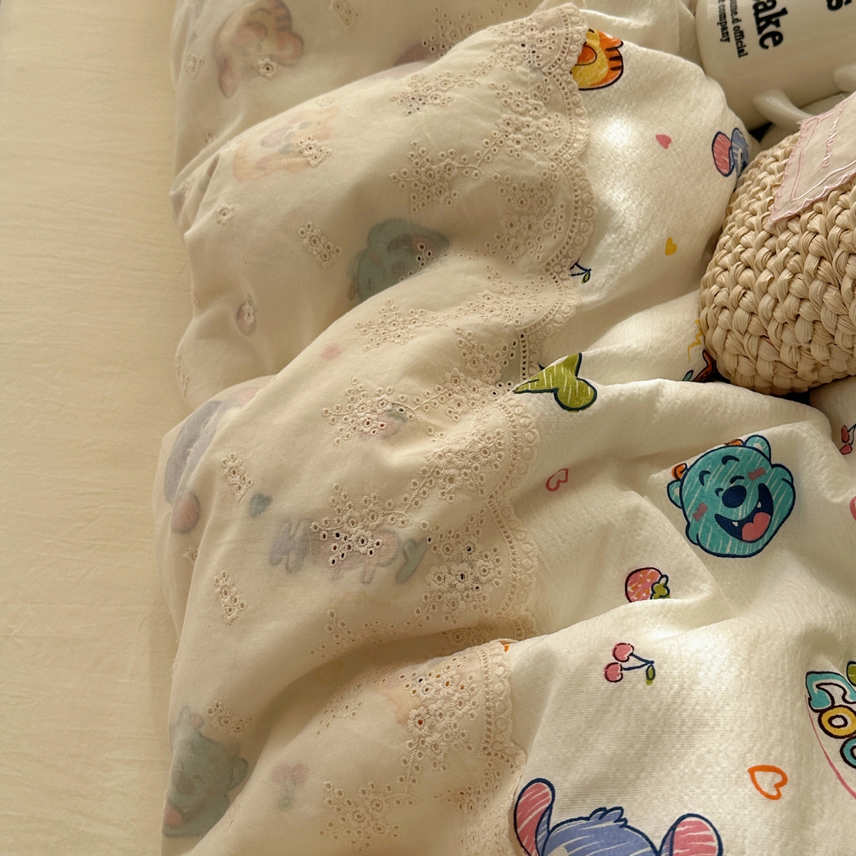 91家纺网 家纺一手货源 找家纺 顾里家纺 2025新款蕾丝花边卡哇伊云感皱皱纱四件套套件 童年时光