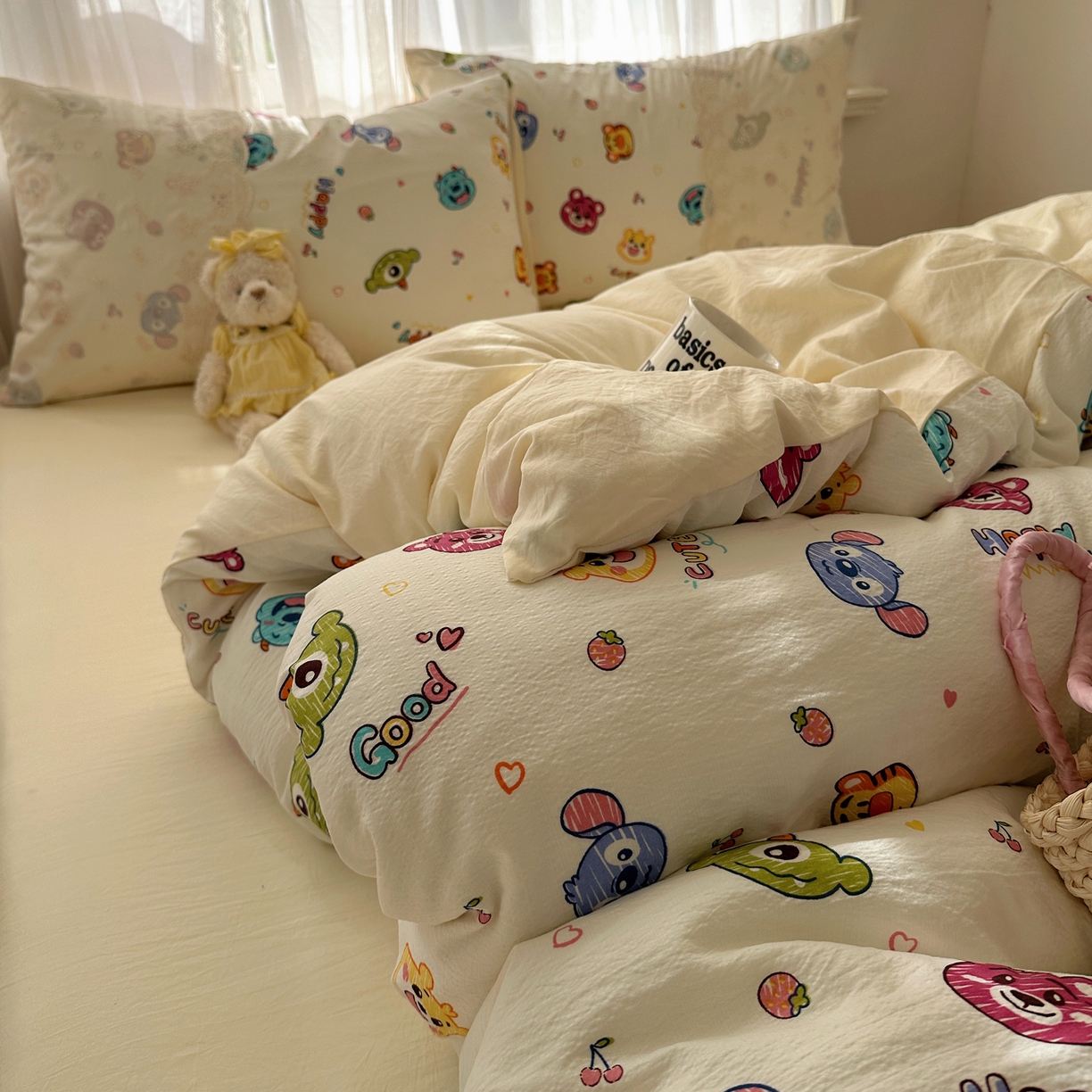 91家纺网 家纺一手货源 找家纺 顾里家纺 2025新款蕾丝花边卡哇伊云感皱皱纱四件套套件 童年时光