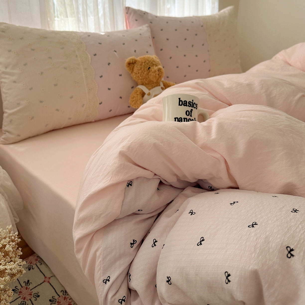 91家纺网 家纺一手货源 找家纺 顾里家纺 2025新款蕾丝花边卡哇伊云感皱皱纱四件套套件 小蝴蝶结