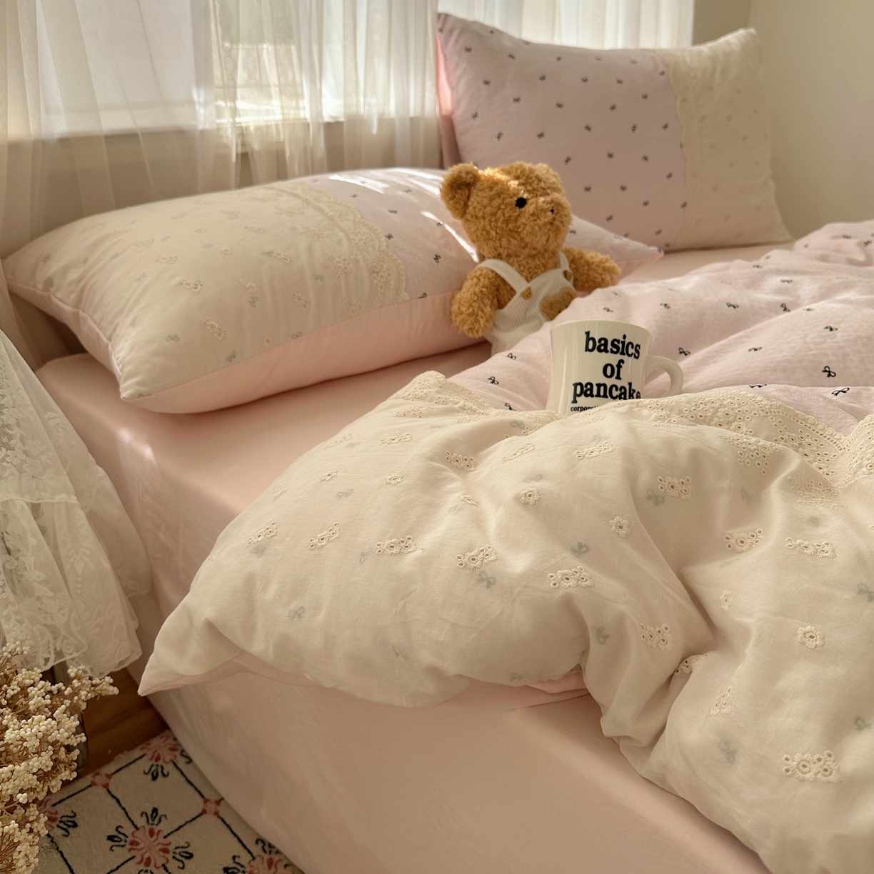 91家纺网 家纺一手货源 找家纺 顾里家纺 2025新款蕾丝花边卡哇伊云感皱皱纱四件套套件 小蝴蝶结