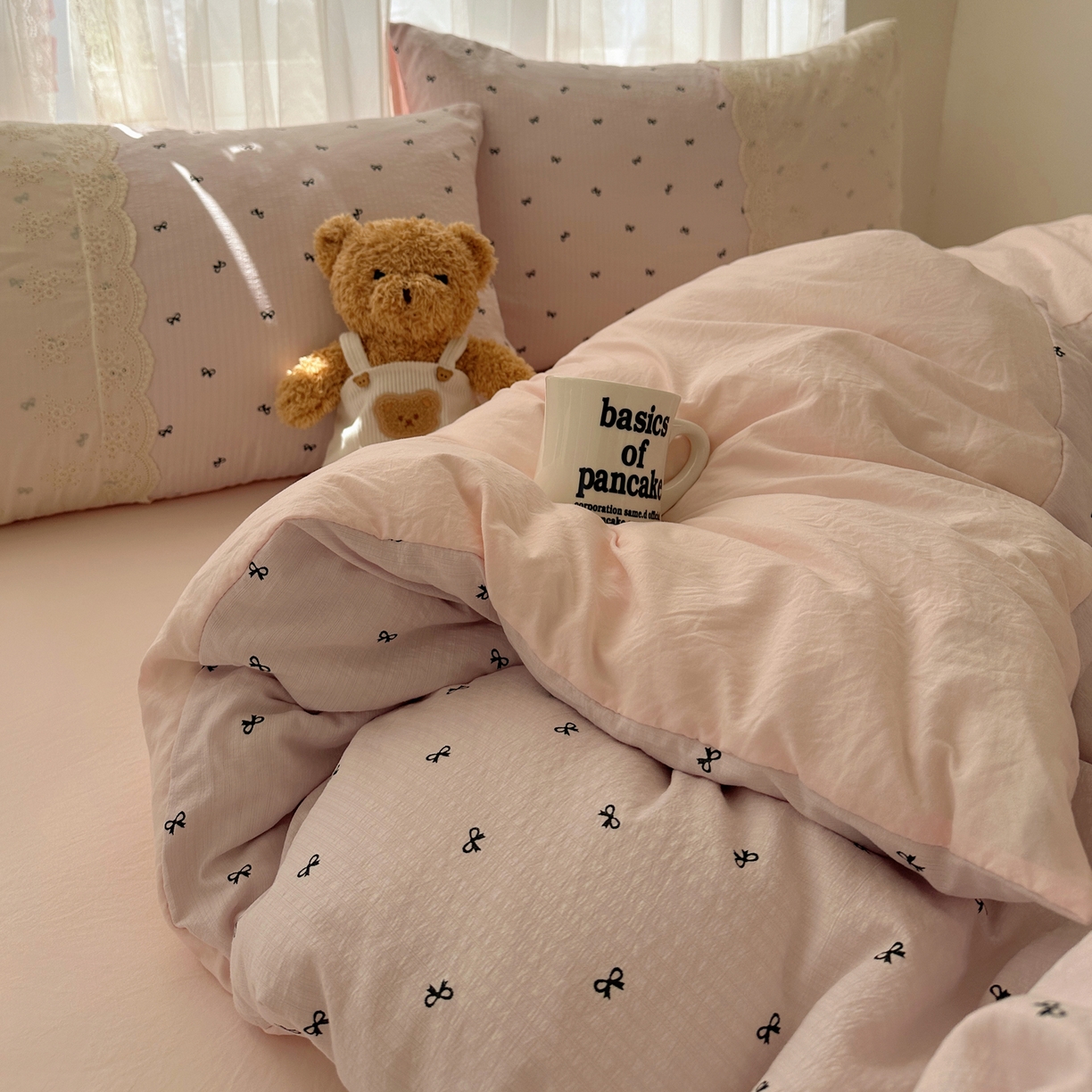 91家纺网 家纺一手货源 找家纺 顾里家纺 2025新款蕾丝花边卡哇伊云感皱皱纱四件套套件 小蝴蝶结