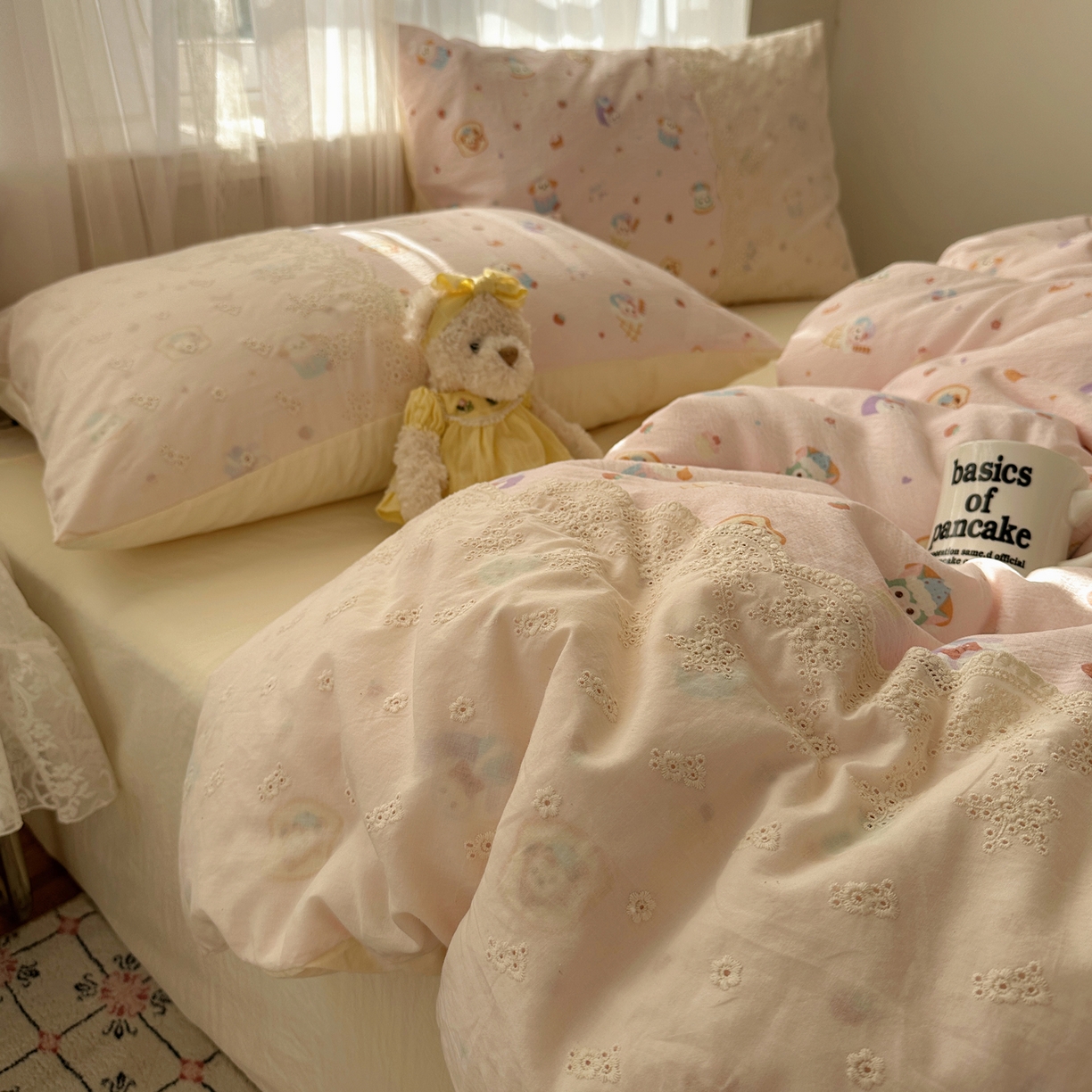 91家纺网 家纺一手货源 找家纺 顾里家纺 2025新款蕾丝花边卡哇伊云感皱皱纱四件套套件 小熊软糖