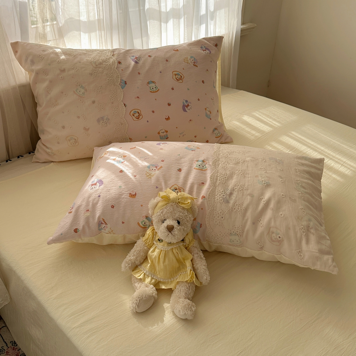 91家纺网 家纺一手货源 找家纺 顾里家纺 2025新款蕾丝花边卡哇伊云感皱皱纱四件套套件 小熊软糖