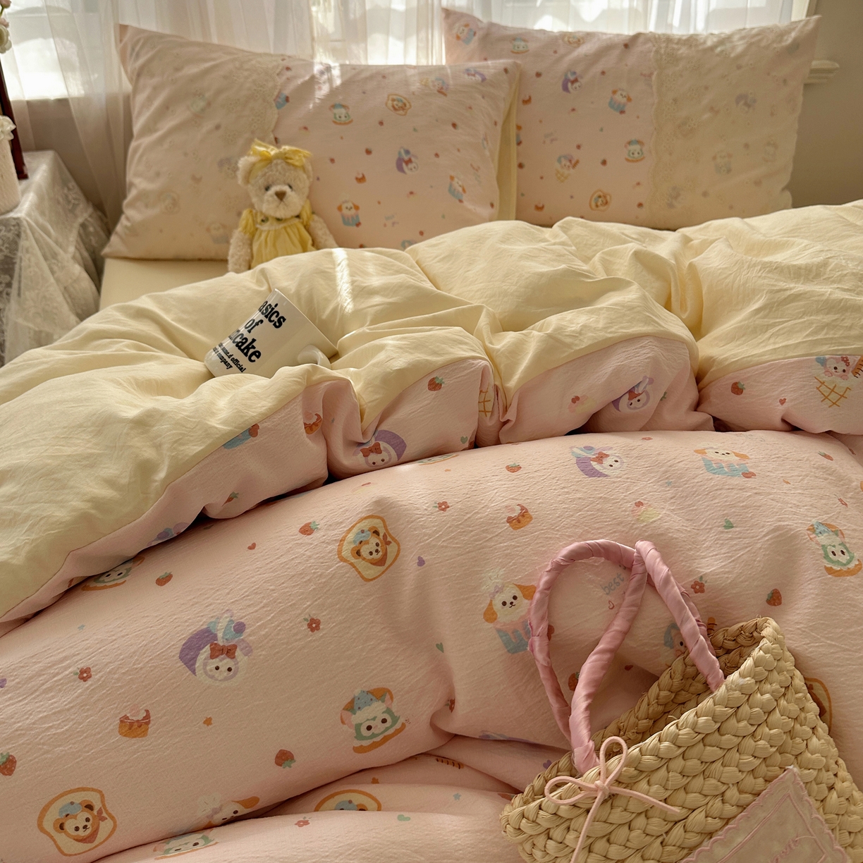 91家纺网 家纺一手货源 找家纺 顾里家纺 2025新款蕾丝花边卡哇伊云感皱皱纱四件套套件 小熊软糖