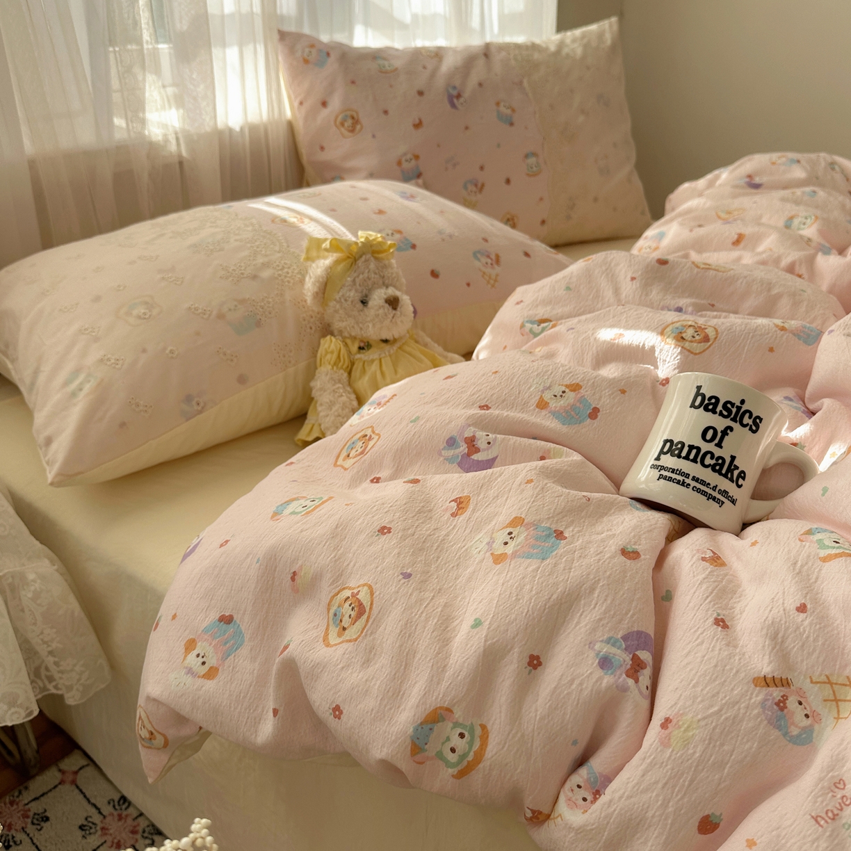 91家纺网 家纺一手货源 找家纺 顾里家纺 2025新款蕾丝花边卡哇伊云感皱皱纱四件套套件 小熊软糖