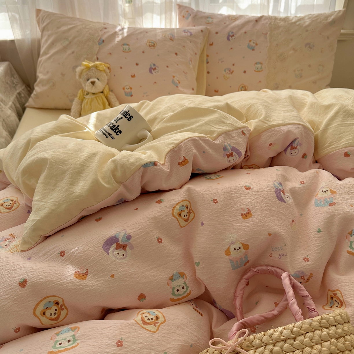 91家纺网 家纺一手货源 找家纺 顾里家纺 2025新款蕾丝花边卡哇伊云感皱皱纱四件套套件 小熊软糖