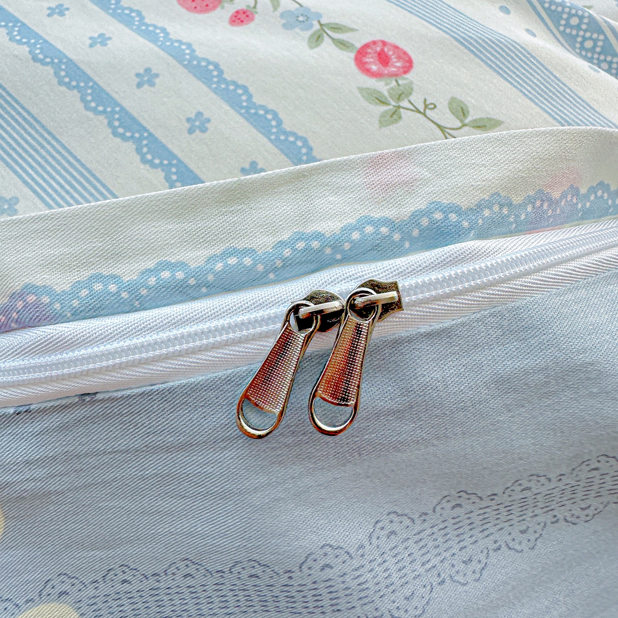 91家纺网 家纺一手货源 找家纺 恩泽家纺 2025新款全棉纯棉12868喷气印花系列被套单品被套单件单被套-第二批 花梦间