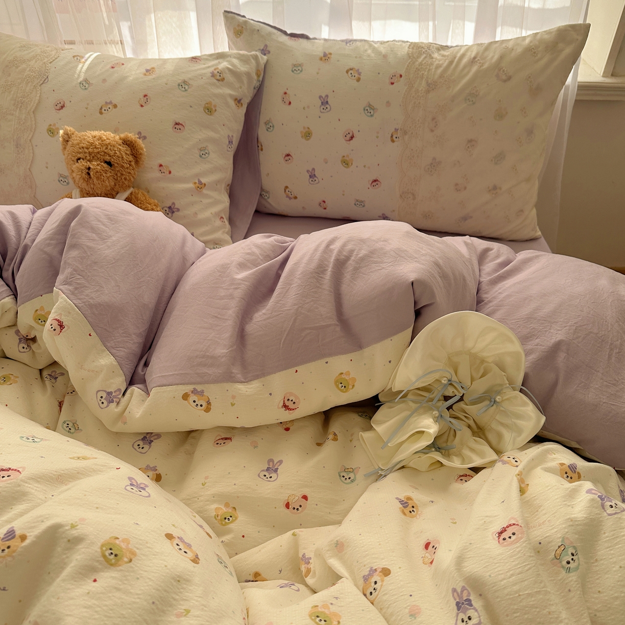 91家纺网 家纺一手货源 找家纺 顾里家纺 2025新款蕾丝花边卡哇伊云感皱皱纱四件套套件 游乐园