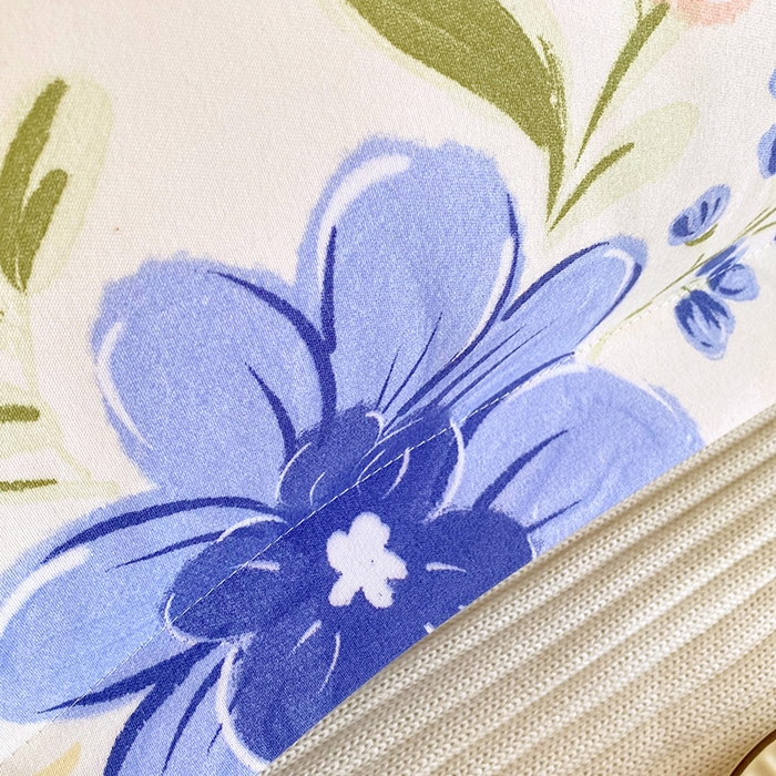 91家纺网 家纺一手货源 找家纺 芯宜佳 2025新款小清新斜纹印花双人枕套 水榭花都