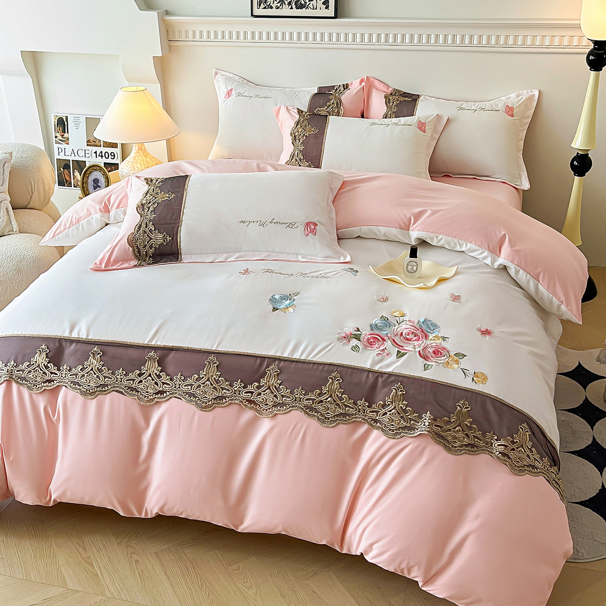 91家纺网 家纺一手货源 找家纺 （总）艺玲家纺 2025新款轻奢高级感亲肤棉床单床盖床笠少女心刺绣四件套