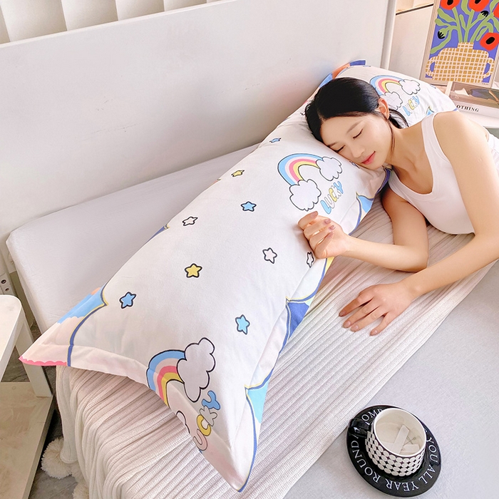 91家纺网 家纺一手货源 找家纺 芯宜佳 2025新款小清新斜纹印花双人枕套 彩虹桥