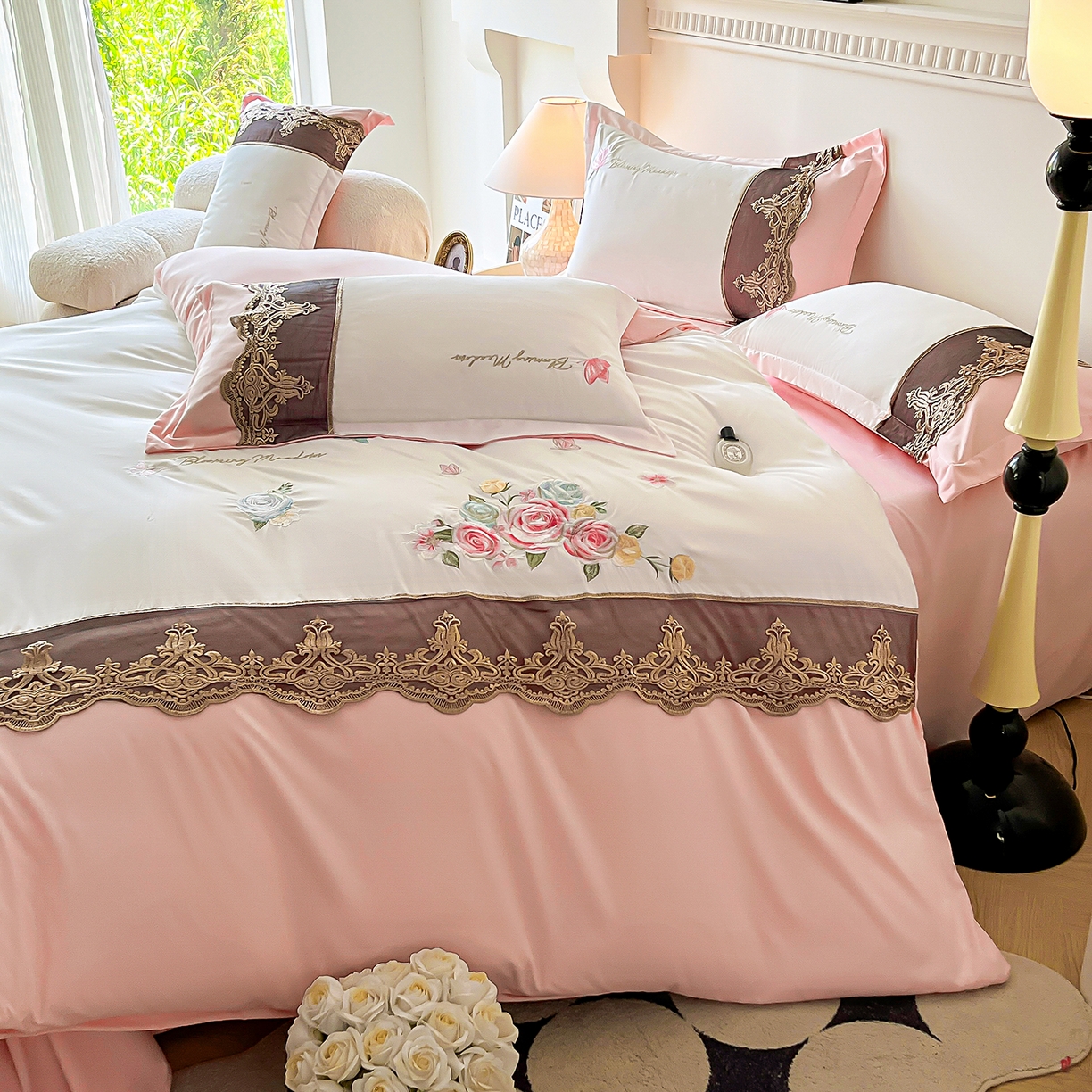 91家纺网 家纺一手货源 找家纺 （总）艺玲家纺 2025新款轻奢高级感亲肤棉床单床盖床笠少女心刺绣四件套