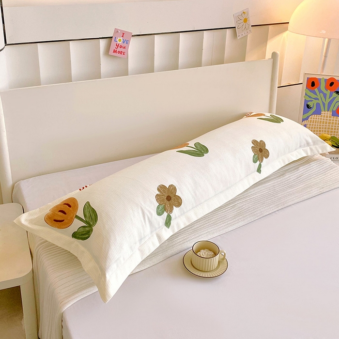 91家纺网 家纺一手货源 找家纺 芯宜佳 2025新款小清新斜纹印花双人枕套 繁花萱梦