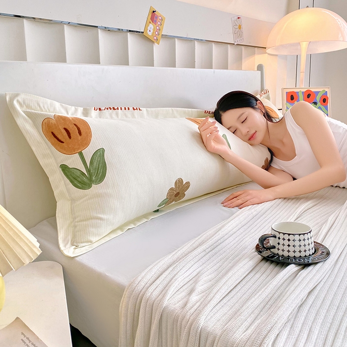 91家纺网 家纺一手货源 找家纺 芯宜佳 2025新款小清新斜纹印花双人枕套 繁花萱梦