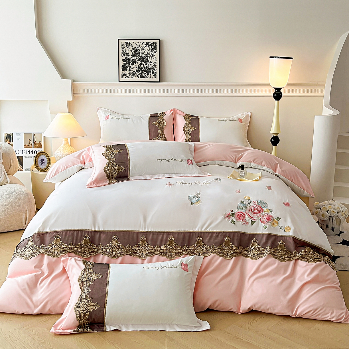 91家纺网 家纺一手货源 找家纺 艺玲家纺 2025新款轻奢高级感亲肤棉床单床盖床笠少女心刺绣四件套 花开半夏-玉