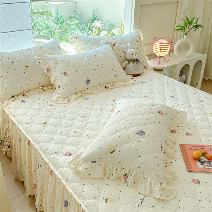 91家纺网 家纺一手货源 找家纺 （总）忘忧草 2025新款亲肤水洗棉夹棉床裙--小清新系列