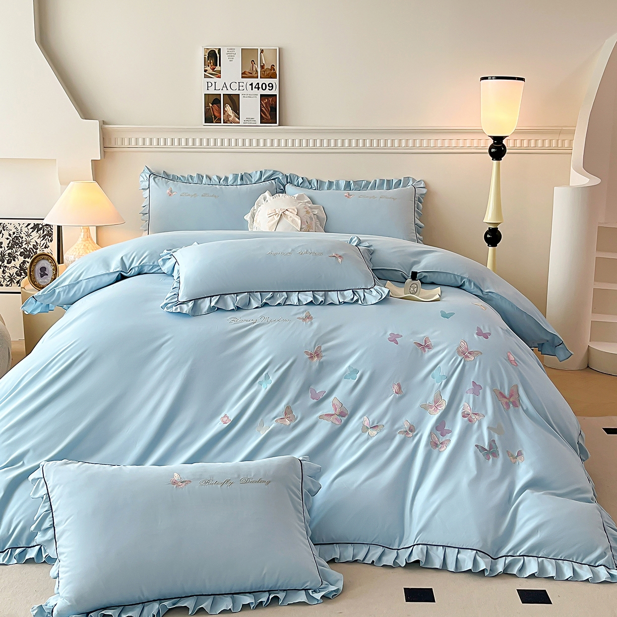 91家纺网 家纺一手货源 找家纺 艺玲家纺 2025新款轻奢高级感亲肤棉床单床盖床笠少女心刺绣四件套 蝴蝶梦-蓝