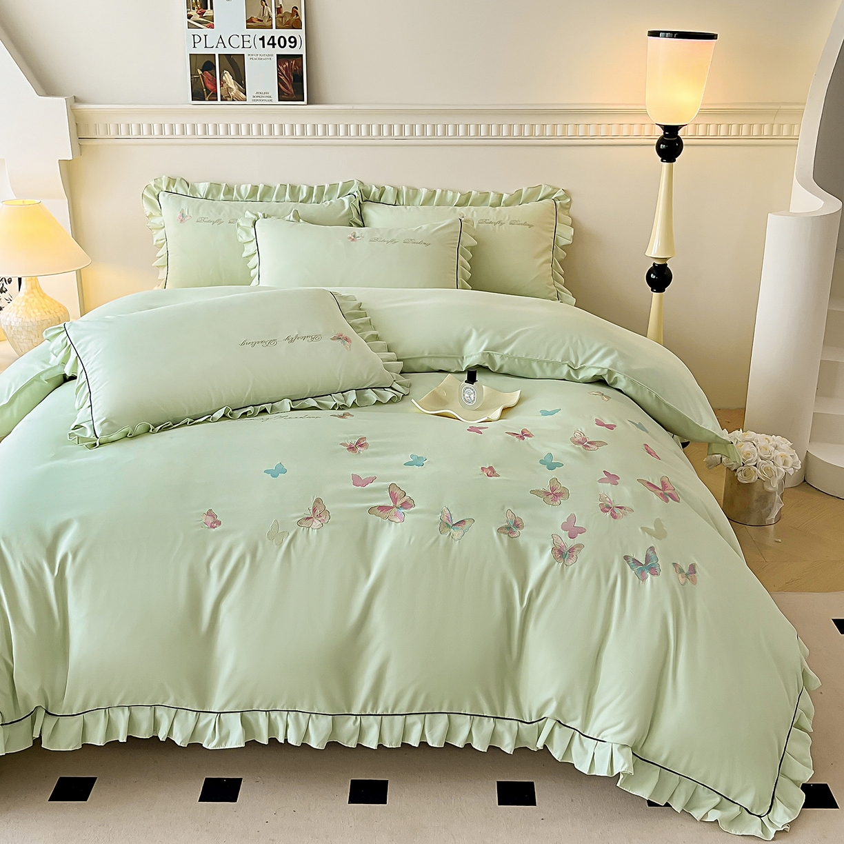 91家纺网 家纺一手货源 找家纺 艺玲家纺 2025新款轻奢高级感亲肤棉床单床盖床笠少女心刺绣四件套 蝴蝶梦-绿