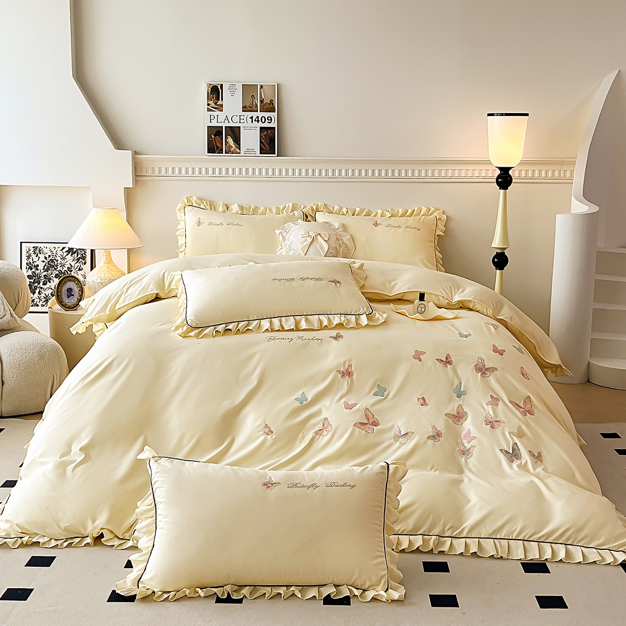 91家纺网 家纺一手货源 找家纺 艺玲家纺 2025新款轻奢高级感亲肤棉床单床盖床笠少女心刺绣四件套 蝴蝶梦-米黄