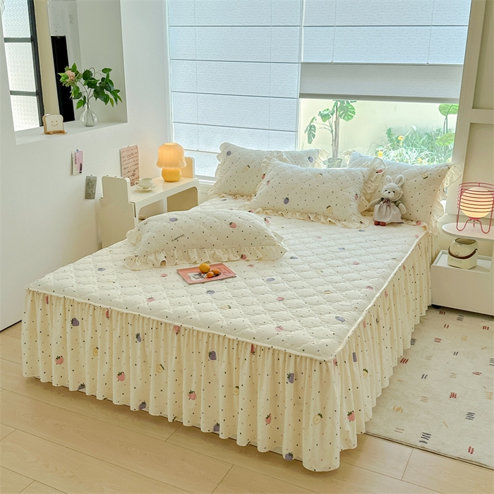 忘忧草 2025新款亲肤水洗棉夹棉床裙--小清新系列 甜蜜草莓