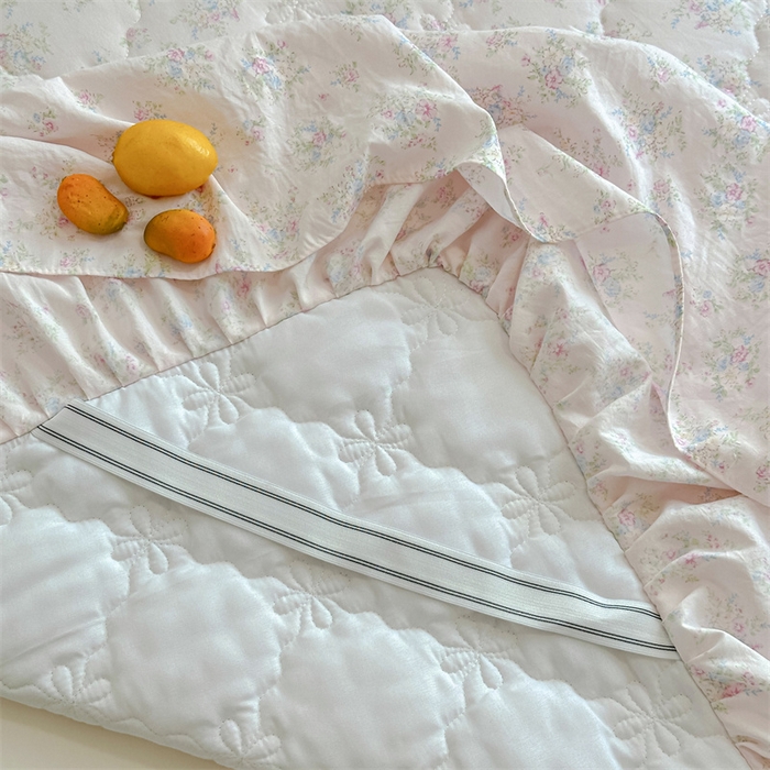 91家纺网 家纺一手货源 找家纺 忘忧草 2025新款亲肤水洗棉夹棉床裙--小清新系列 畅想花海