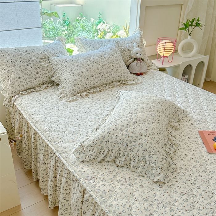 91家纺网 家纺一手货源 找家纺 忘忧草 2025新款亲肤水洗棉夹棉床裙--小清新系列 丛林觅兔