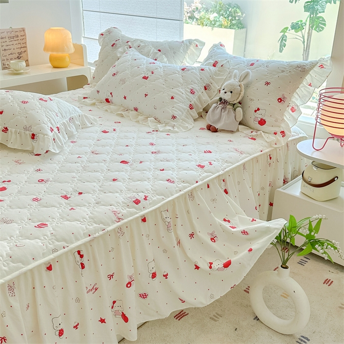 91家纺网 家纺一手货源 找家纺 忘忧草 2025新款亲肤水洗棉夹棉床裙--小清新系列 开心喵