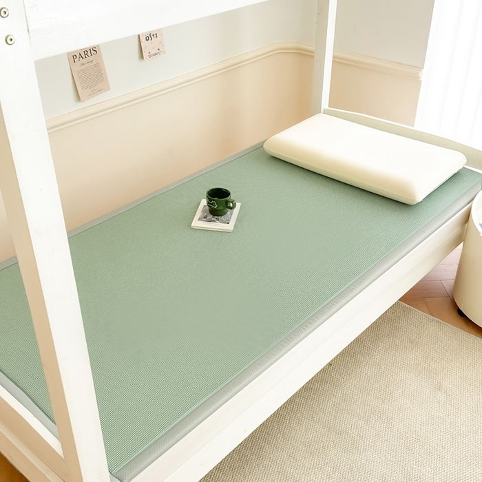 91家纺网 家纺一手货源 找家纺 （总）卡罗兰 2025新款碳光冰丝按摩学生床垫床褥 双面 四季通用