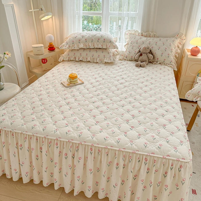 91家纺网 家纺一手货源 找家纺 忘忧草 2025新款亲肤水洗棉夹棉床裙--小清新系列 郁金香