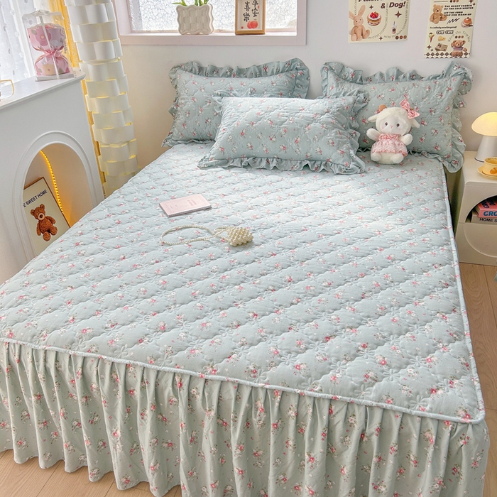 91家纺网 家纺一手货源 找家纺 忘忧草 2025新款亲肤水洗棉夹棉床裙--小清新系列 陌上花开